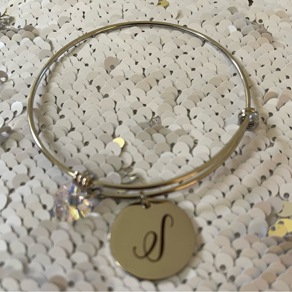 Stunning Silver Expandable Bracelet Monogram”S” w/elegant crystal charm